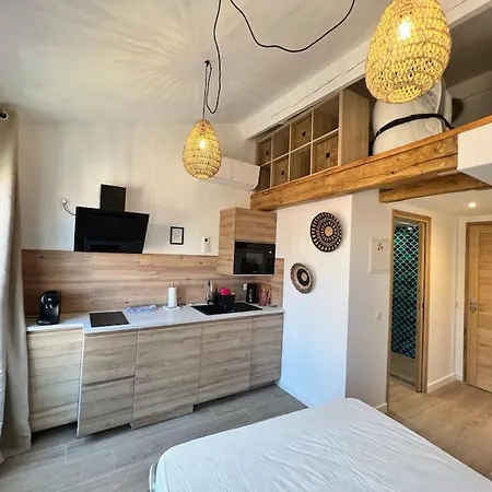 De Nana 10 - Hypercentre, Rue Meynadier, Palais & Plage, Clim, Wifi Cannes